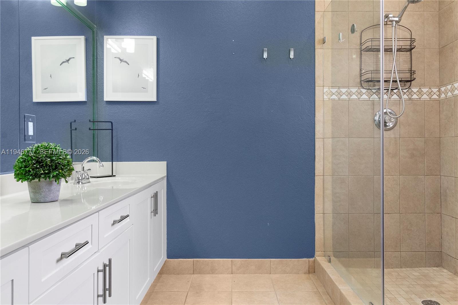 A B AT TAMIAMI TRAIL PHAS - Residential