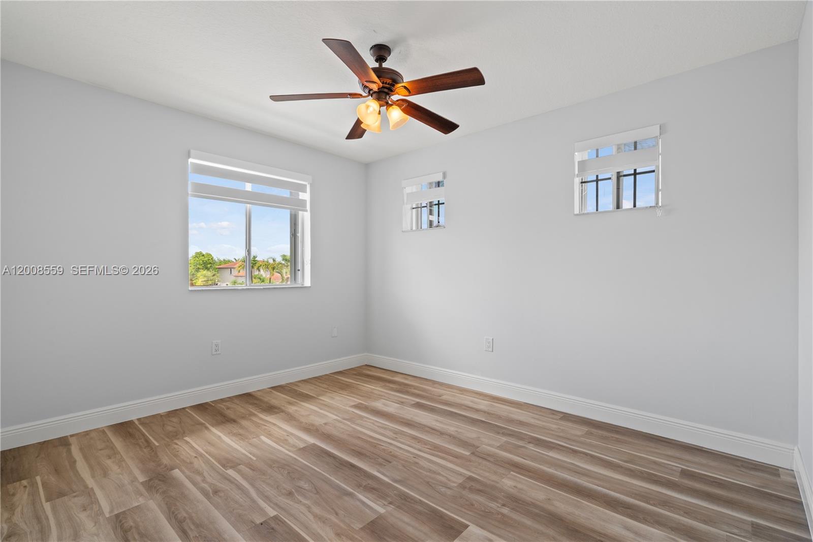 MONACO ESTATES AT KENDALL - Residential