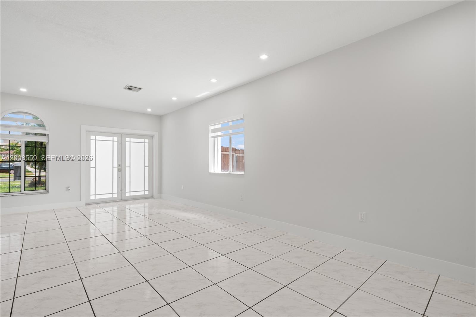 MONACO ESTATES AT KENDALL - Residential