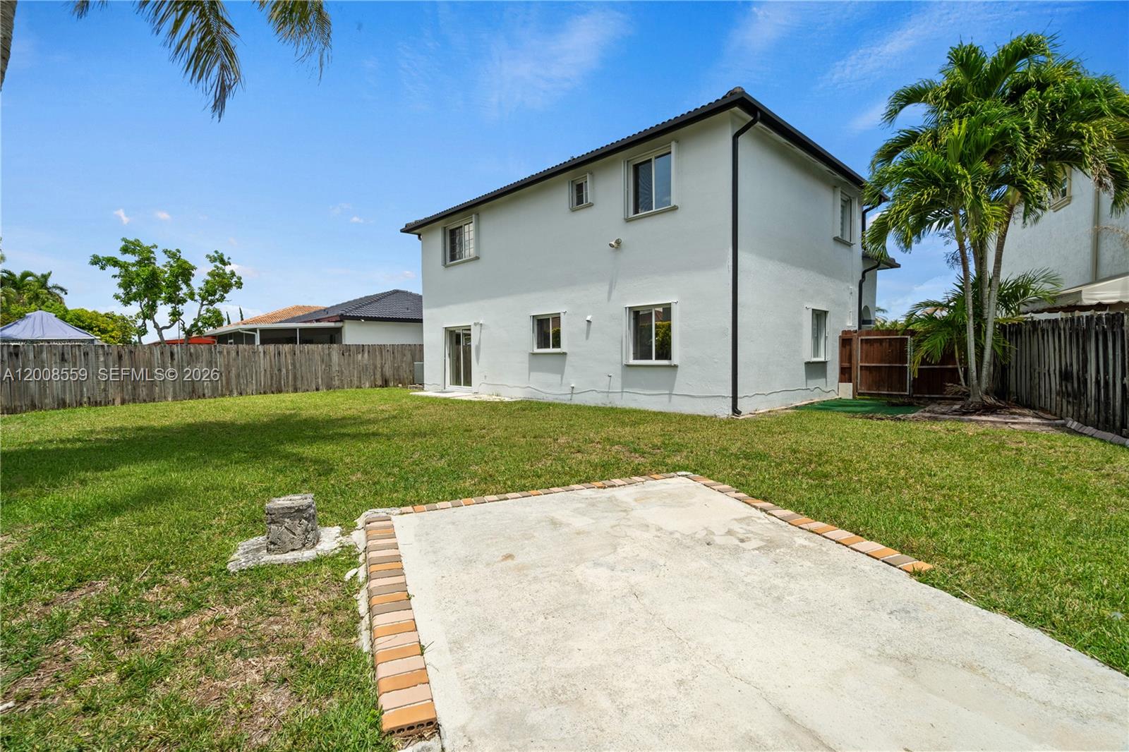 MONACO ESTATES AT KENDALL - Residential