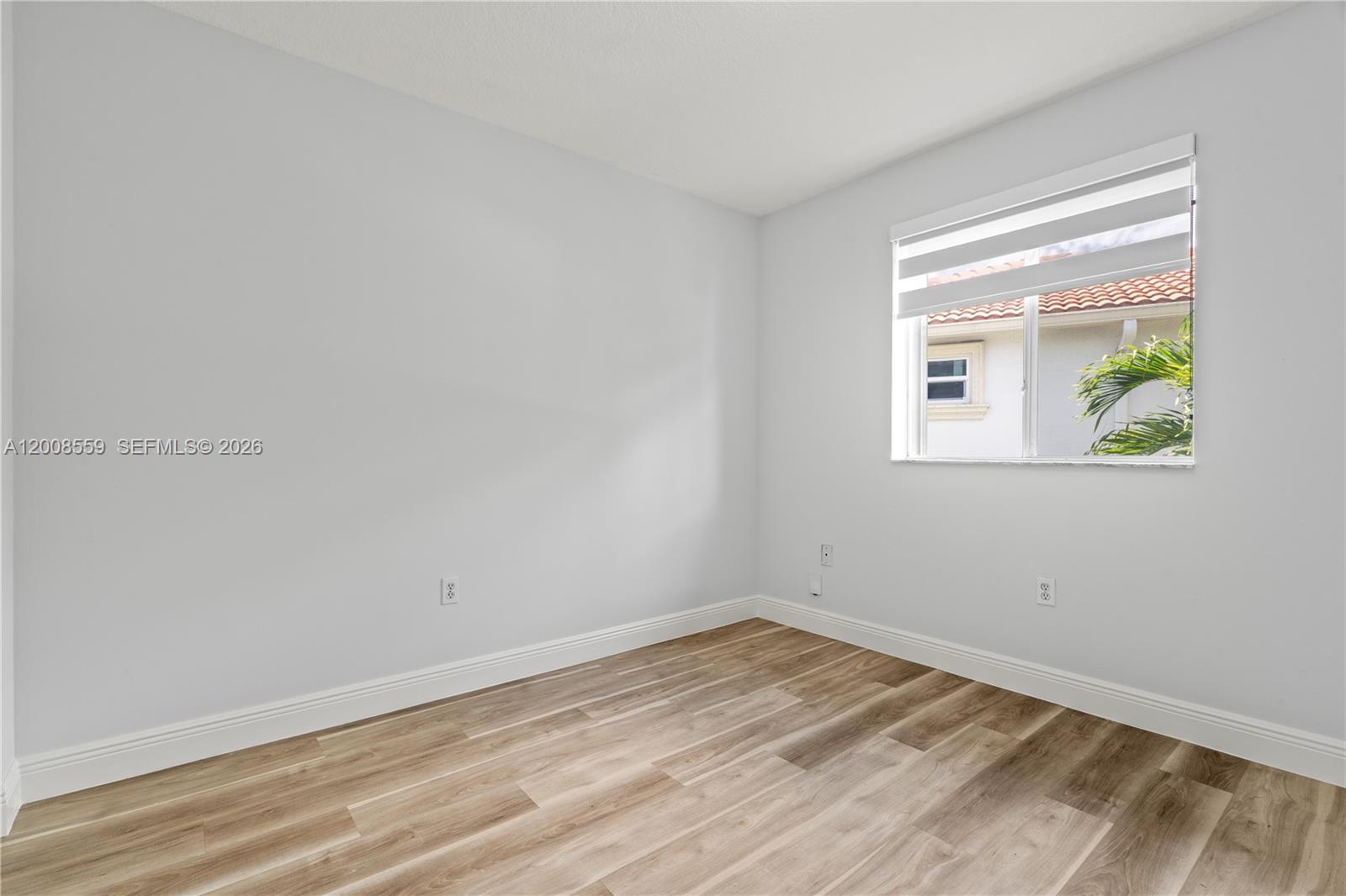 MONACO ESTATES AT KENDALL - Residential