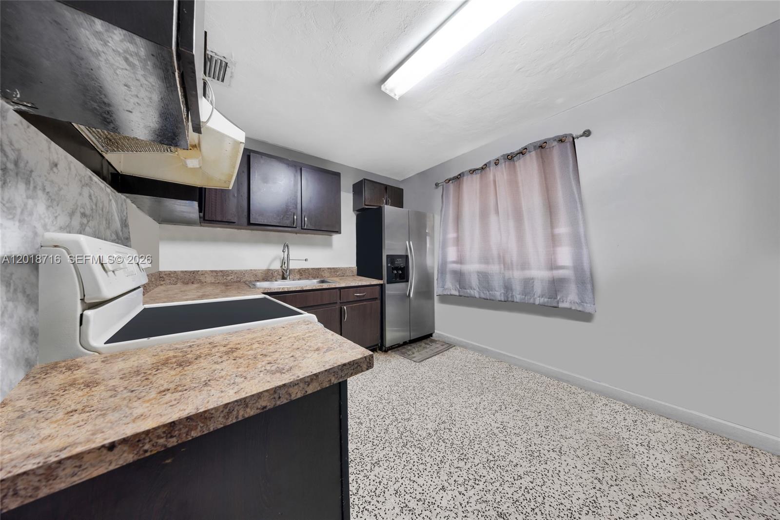 RIVERSIDE MANOR - Residential Income