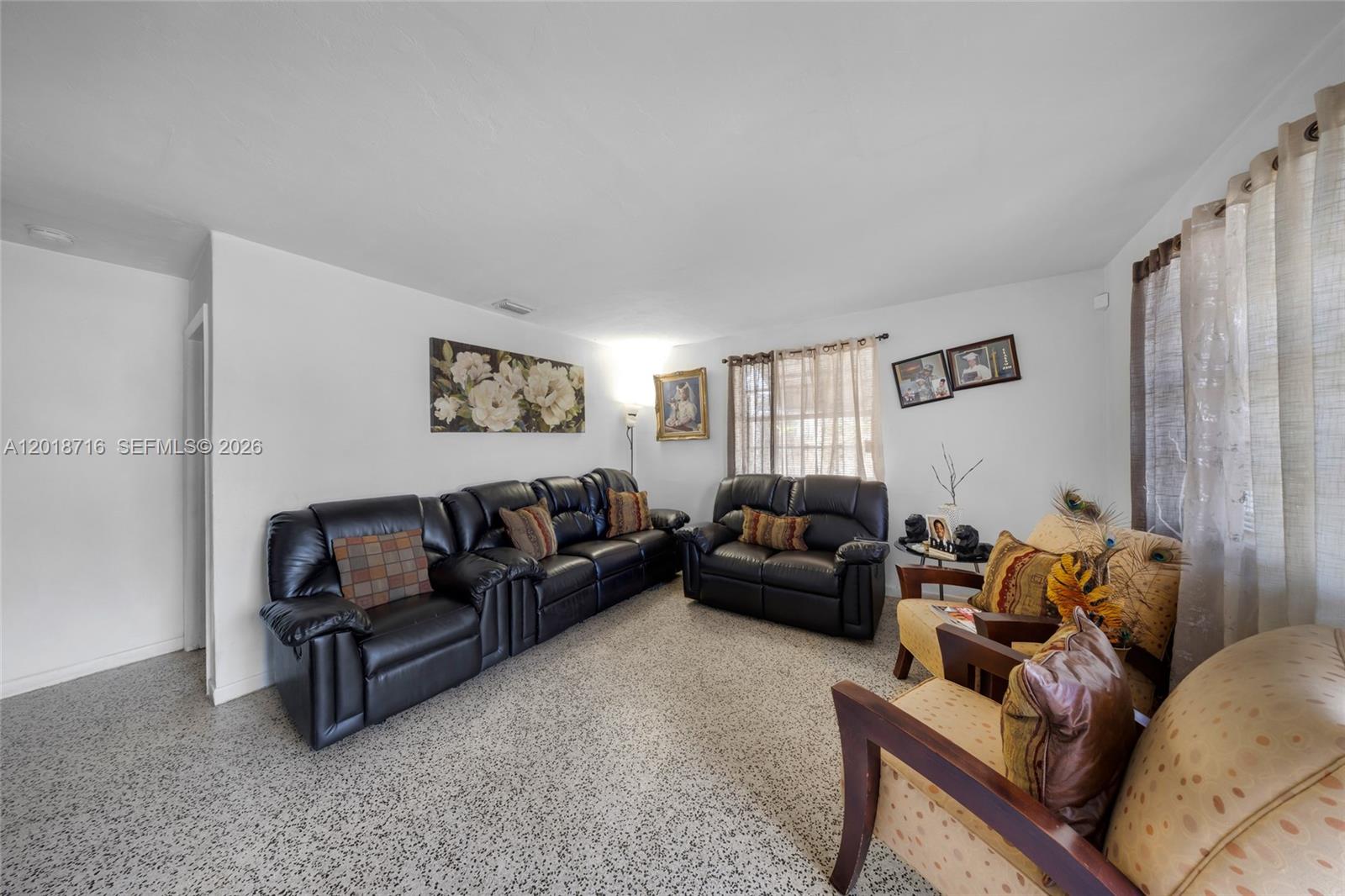 RIVERSIDE MANOR - Residential Income