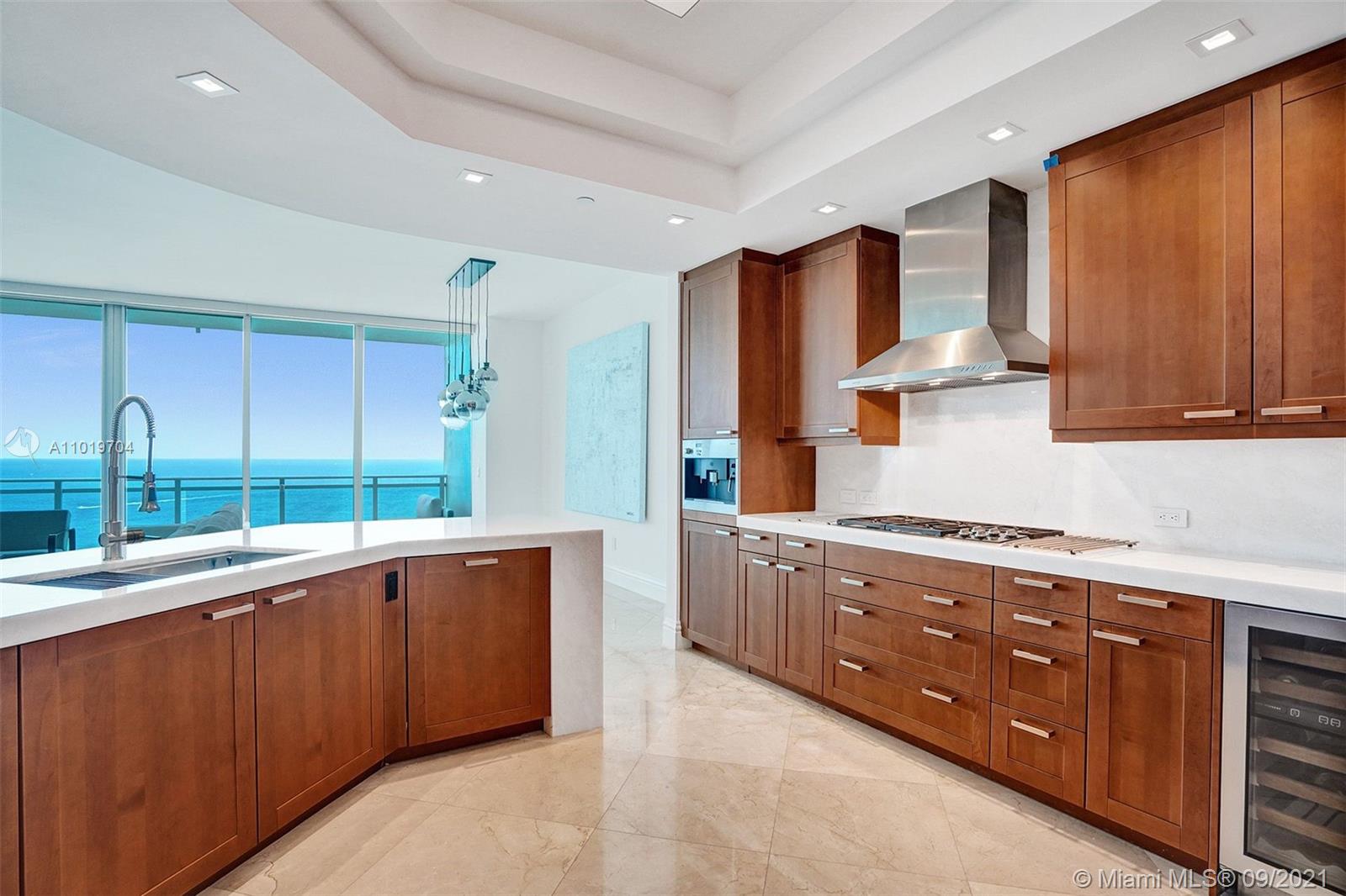 10295 COLLINS AVE RESDNTA - Residential