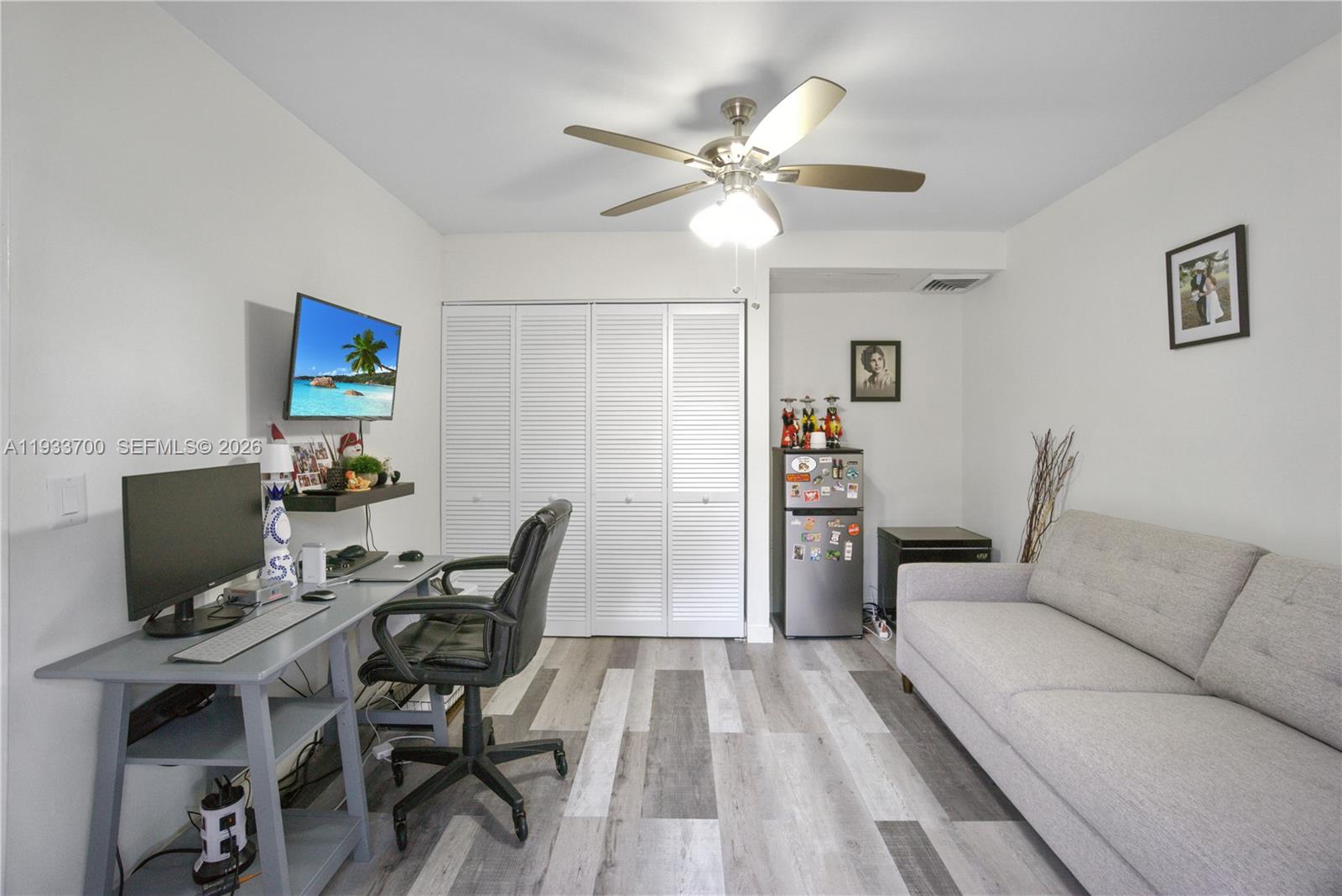 GLENWOOD TWNHS - Residential