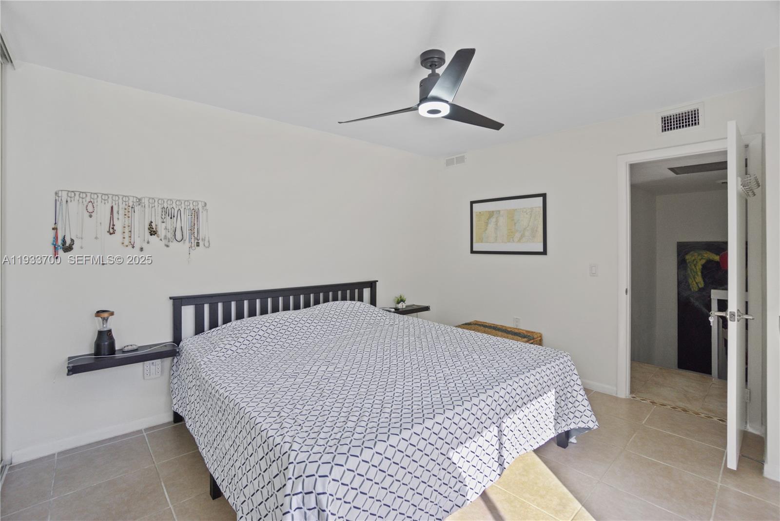 GLENWOOD TWNHS - Residential