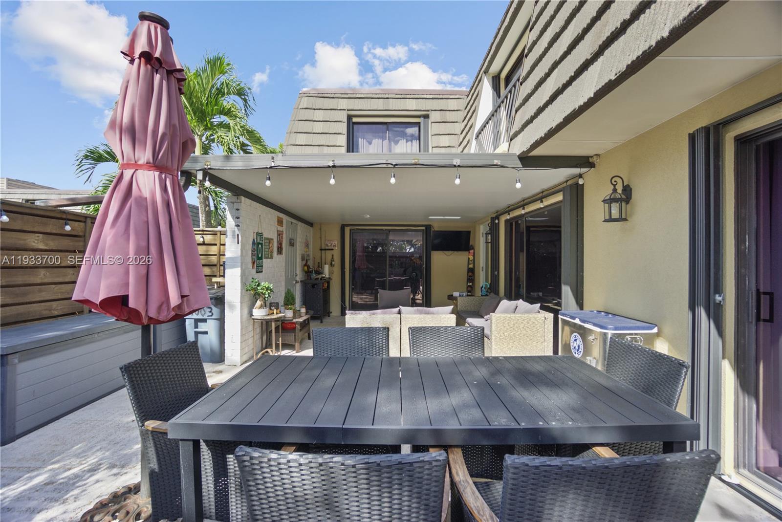 GLENWOOD TWNHS - Residential