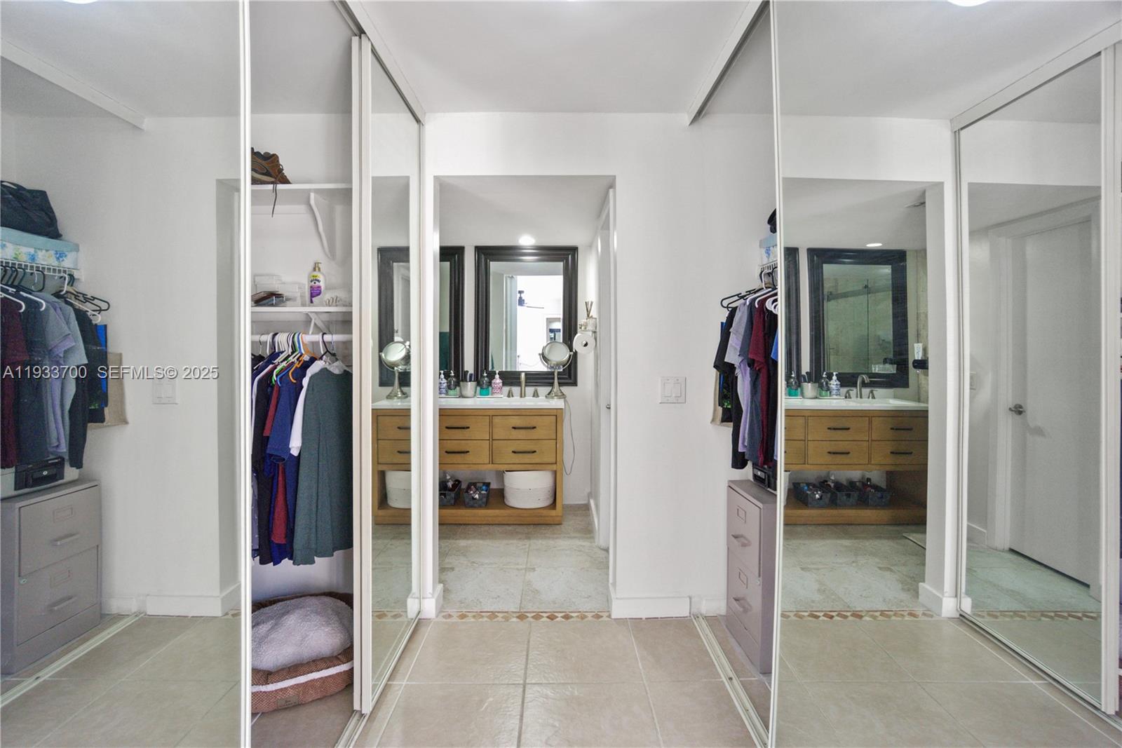 GLENWOOD TWNHS - Residential