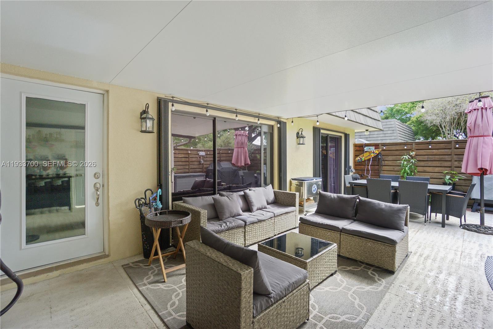 GLENWOOD TWNHS - Residential