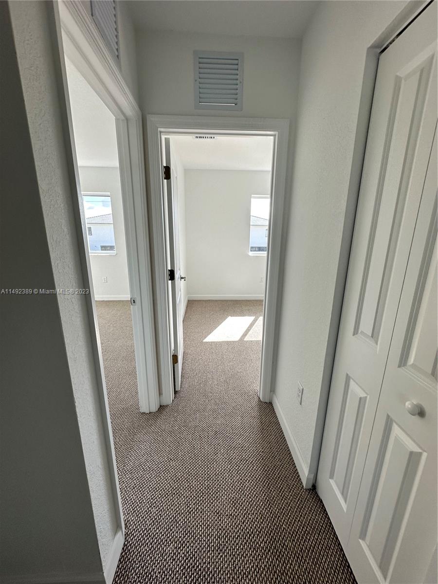FOREST PARK VILLAS - Residential Lease