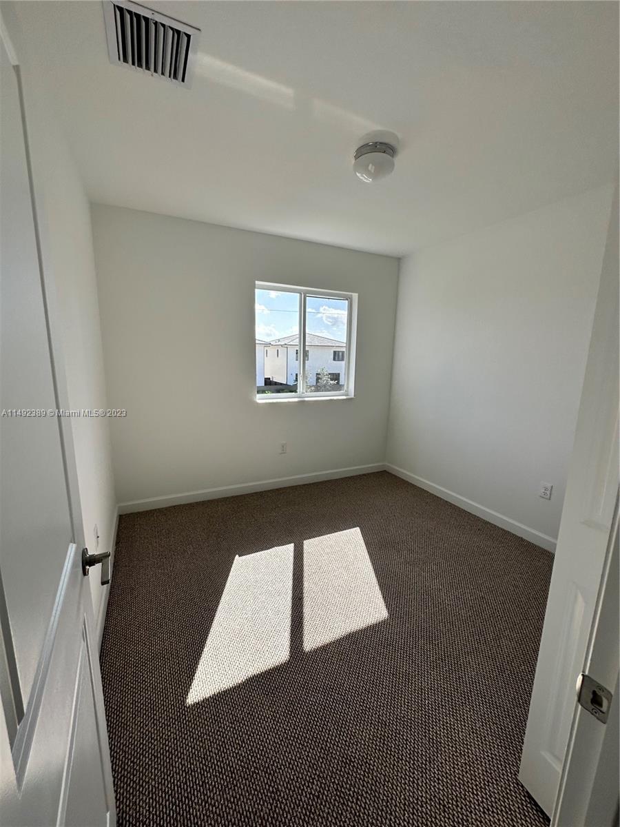 FOREST PARK VILLAS - Residential Lease