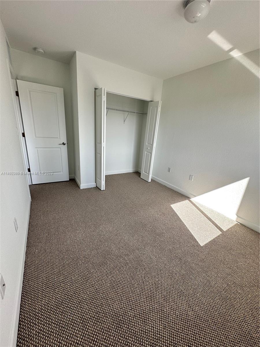 FOREST PARK VILLAS - Residential Lease