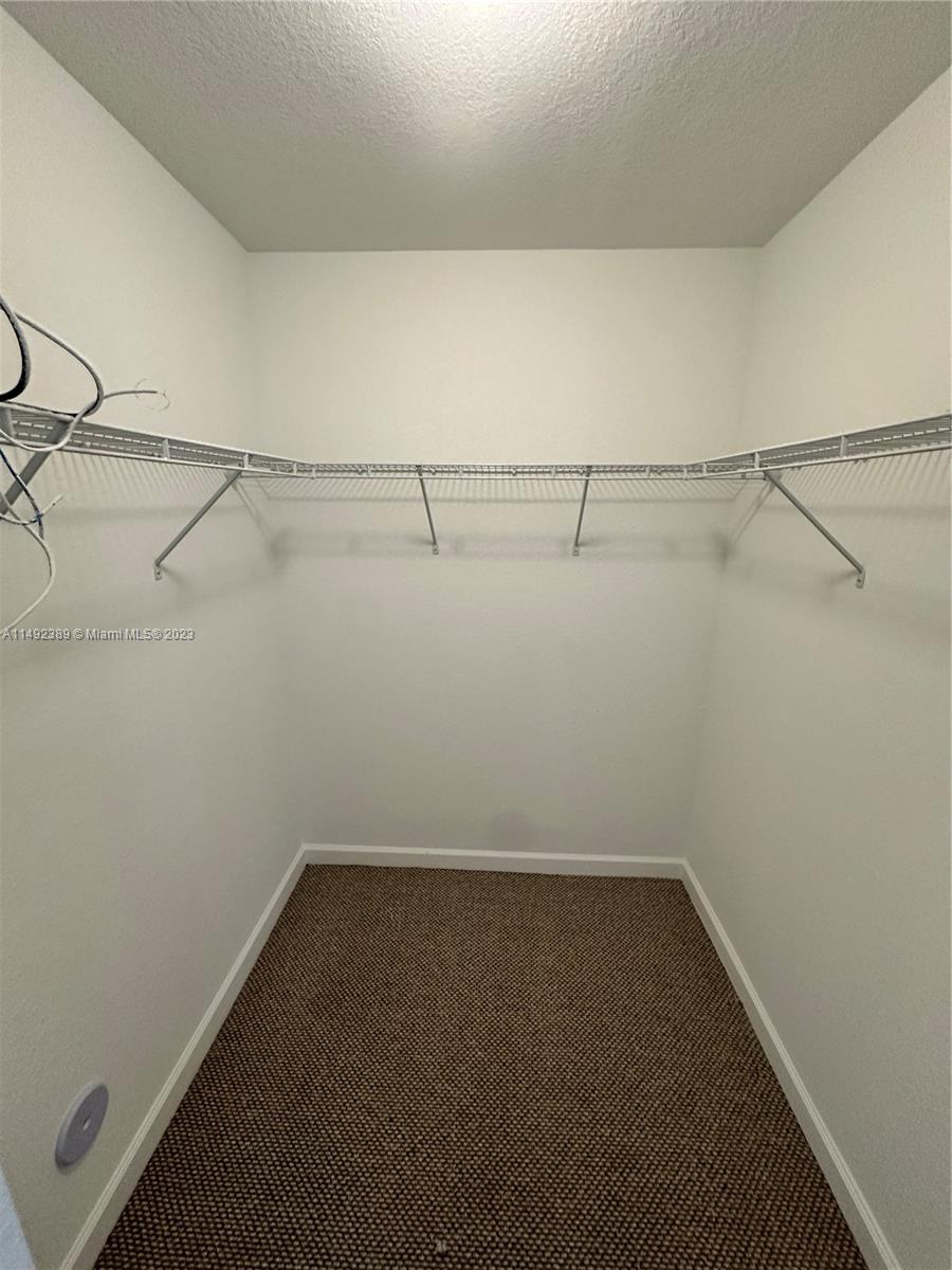 FOREST PARK VILLAS - Residential Lease