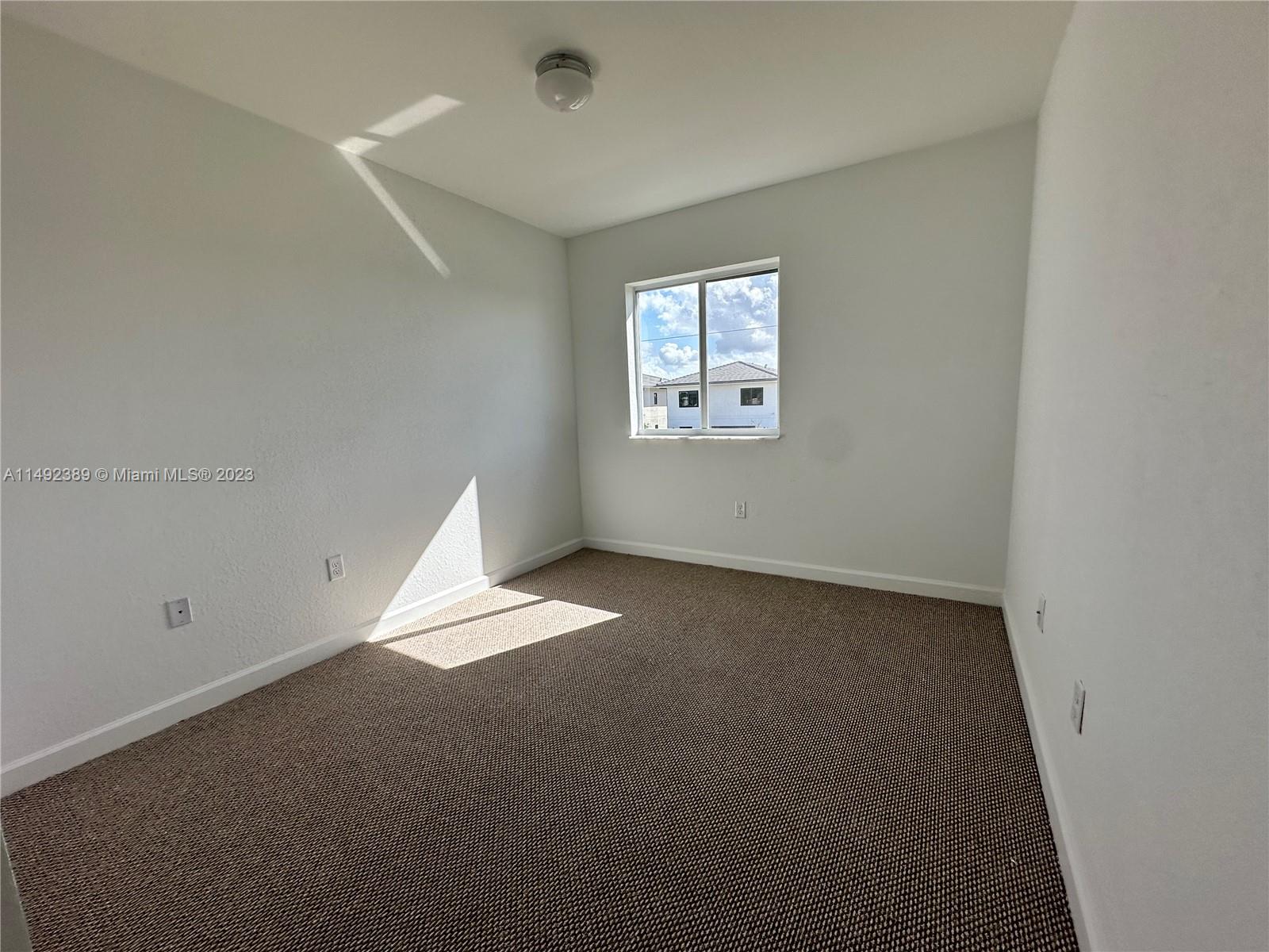 FOREST PARK VILLAS - Residential Lease