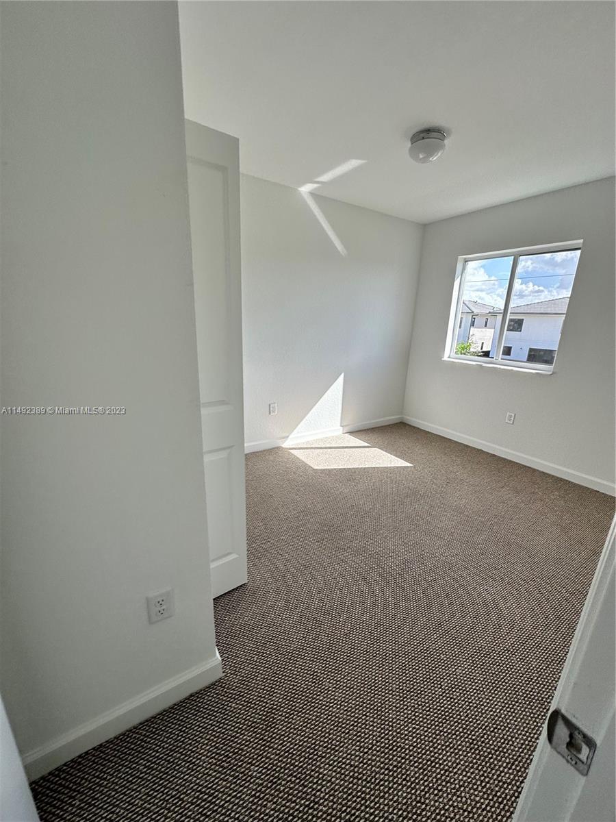 FOREST PARK VILLAS - Residential Lease