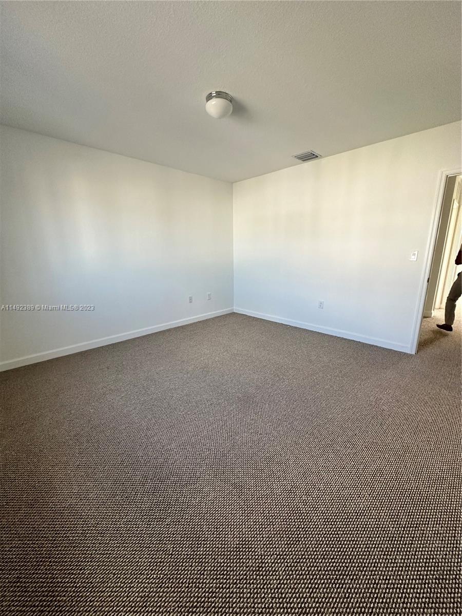 FOREST PARK VILLAS - Residential Lease