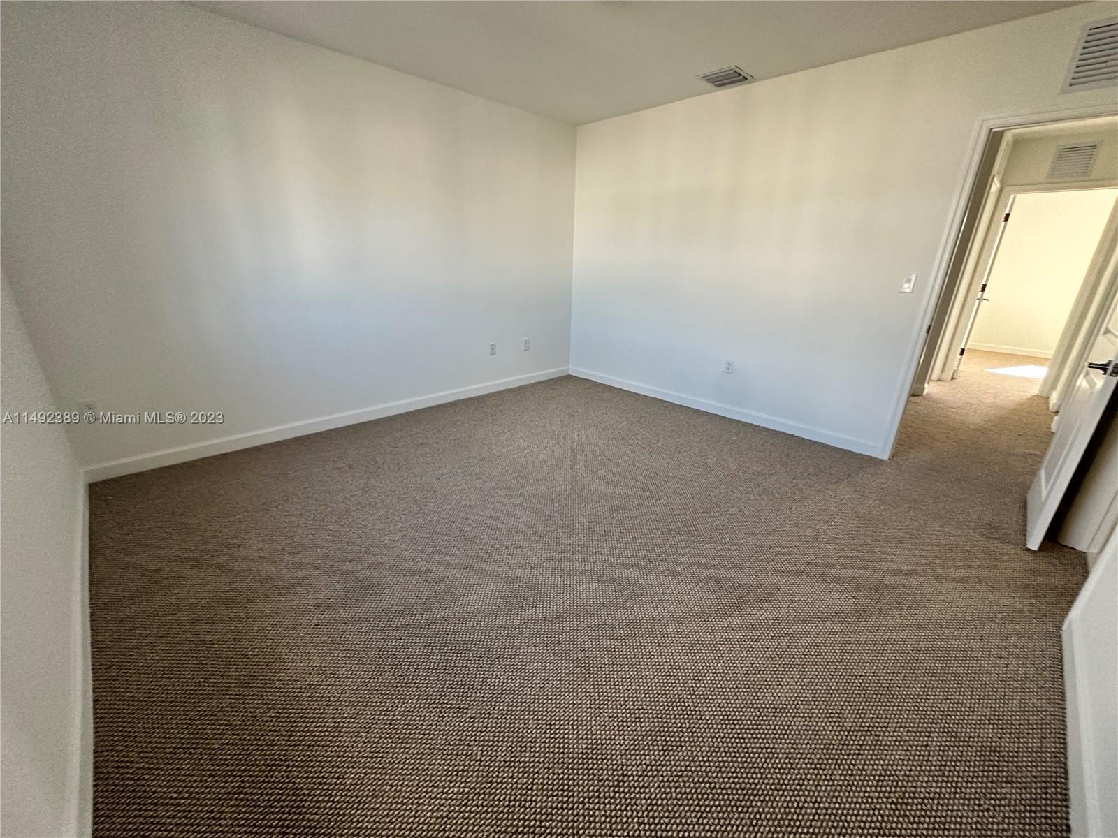 FOREST PARK VILLAS - Residential Lease