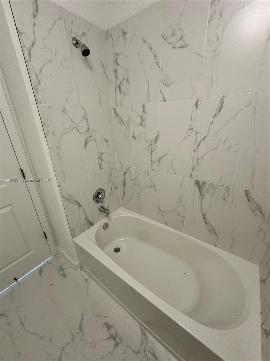 FOREST PARK VILLAS - Residential Lease