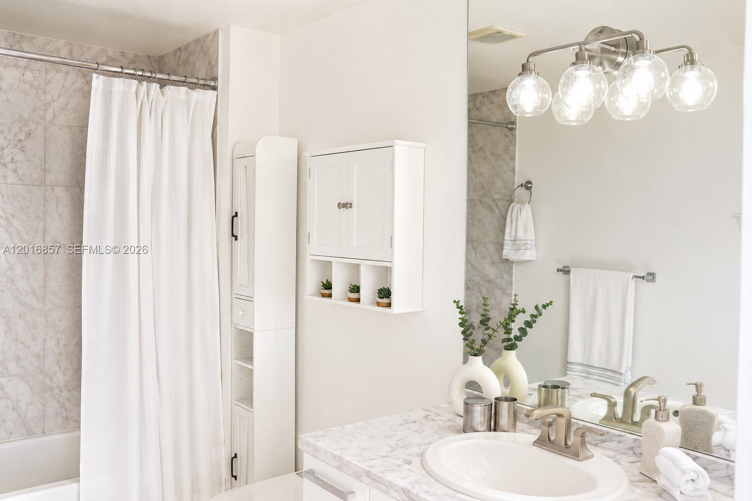 VIZCAYNE SOUTH CONDO - Residential Lease