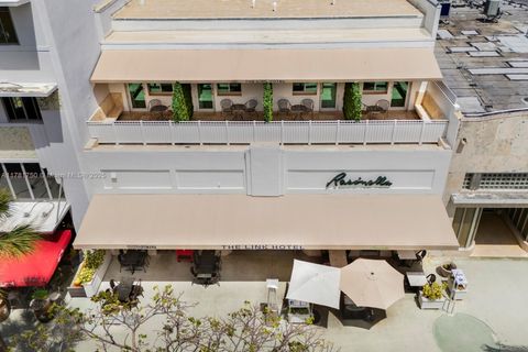 533 Lincoln Rd Miami Beach FL 33139