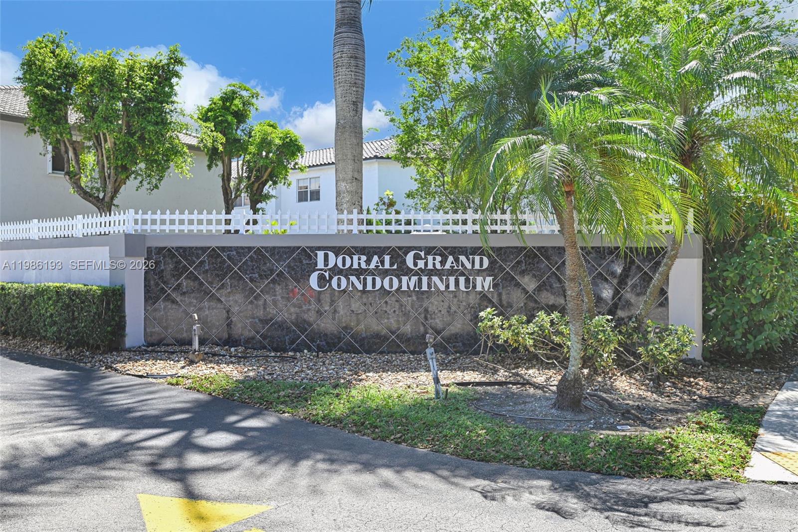 DORAL GRAND CONDO - Residential