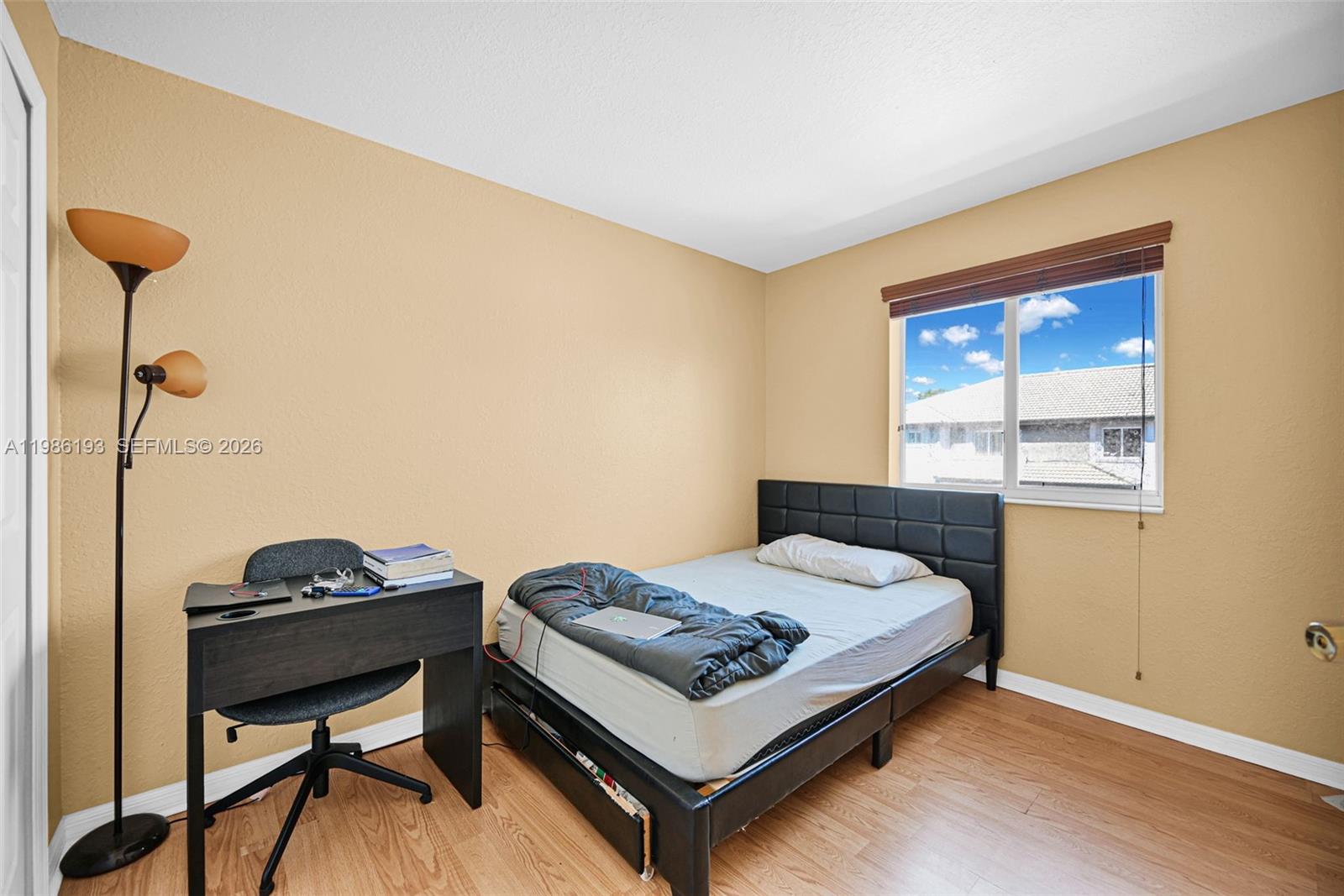 DORAL GRAND CONDO - Residential