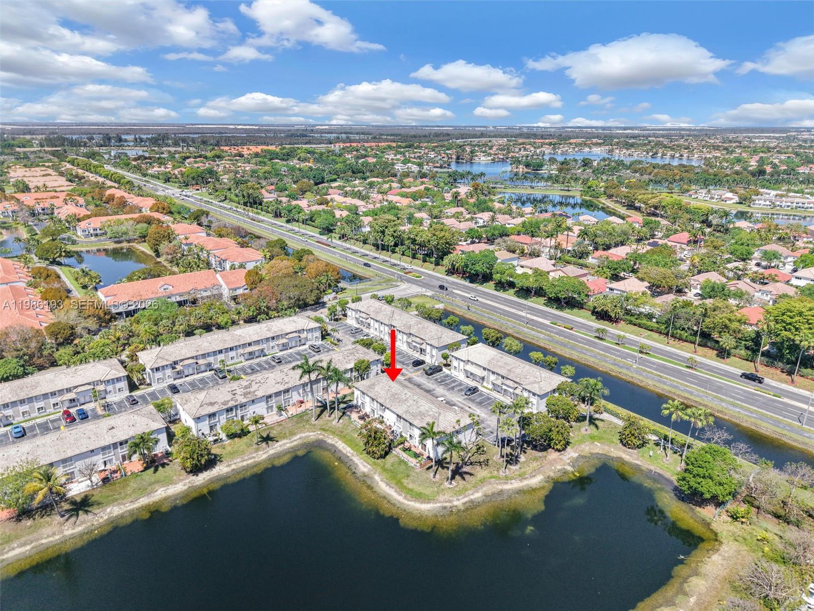 DORAL GRAND CONDO - Residential