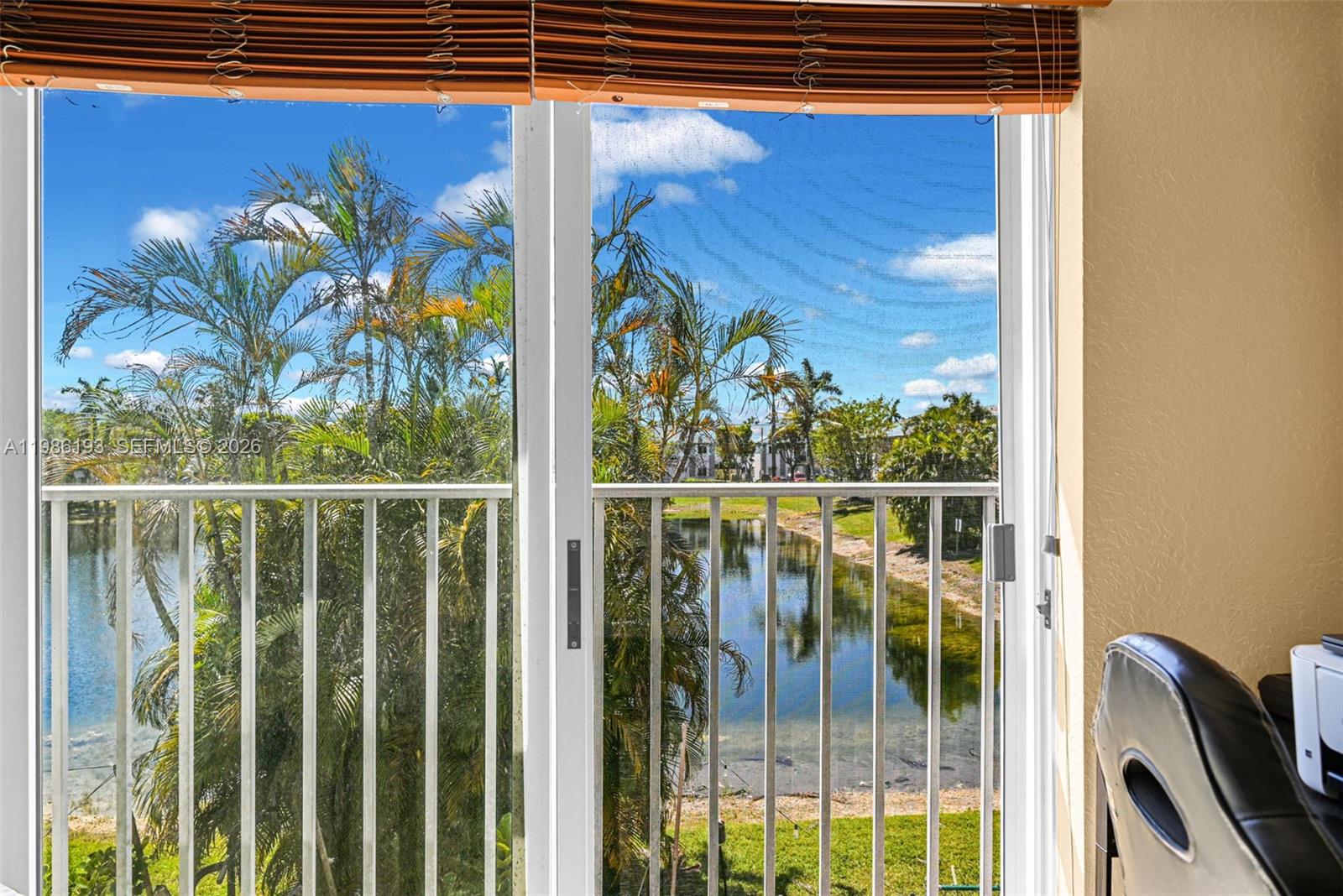 DORAL GRAND CONDO - Residential