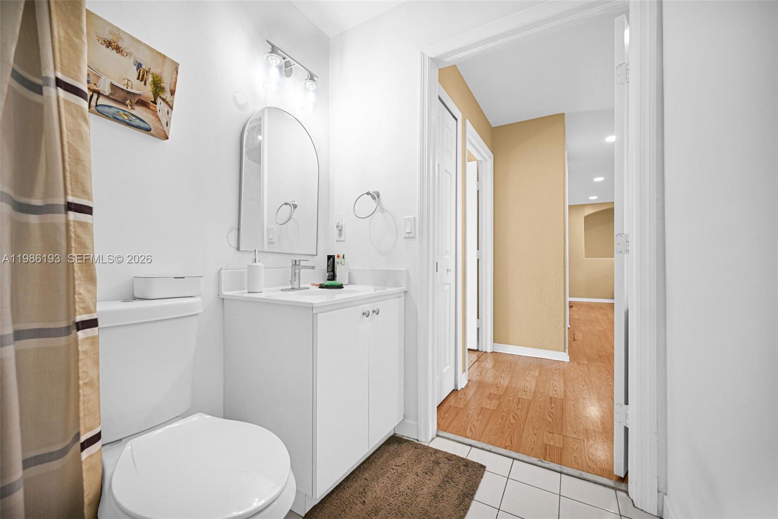 DORAL GRAND CONDO - Residential