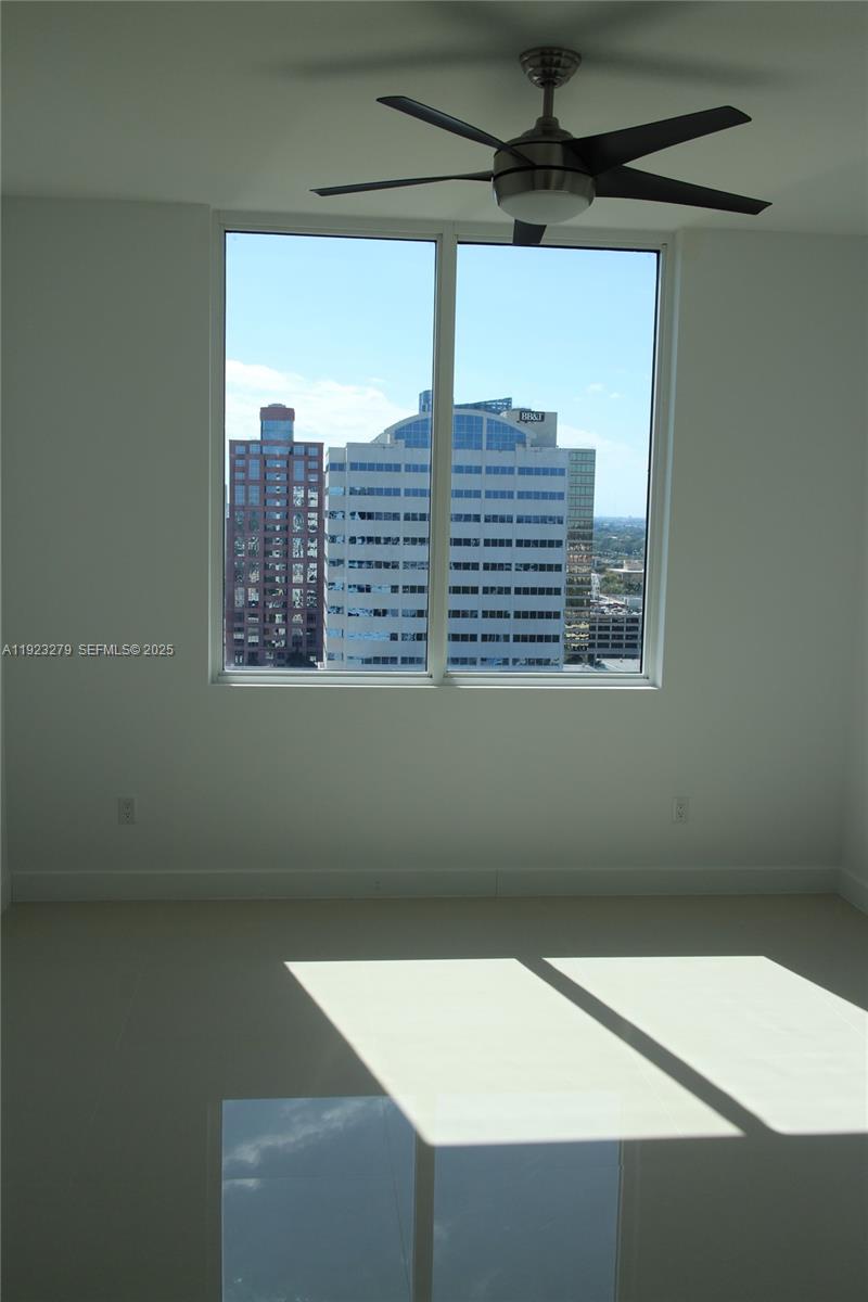 STRADA 315 CONDO - Residential