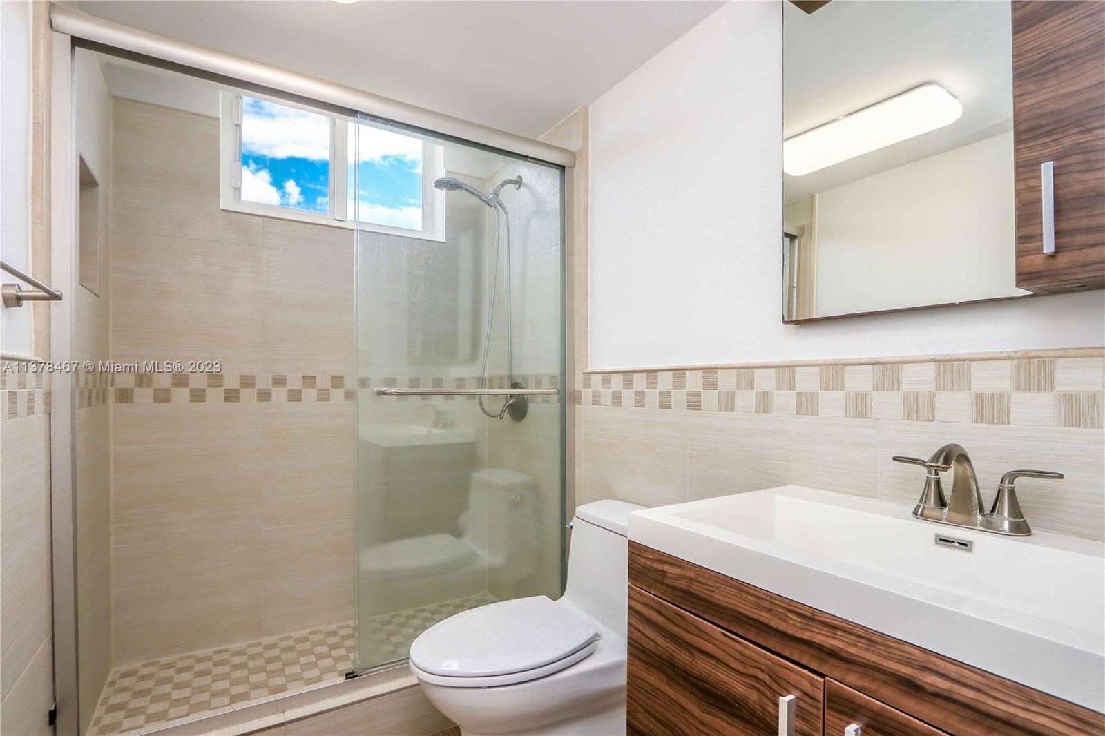 921 JEFFERSON AVE CONDO - Residential Lease