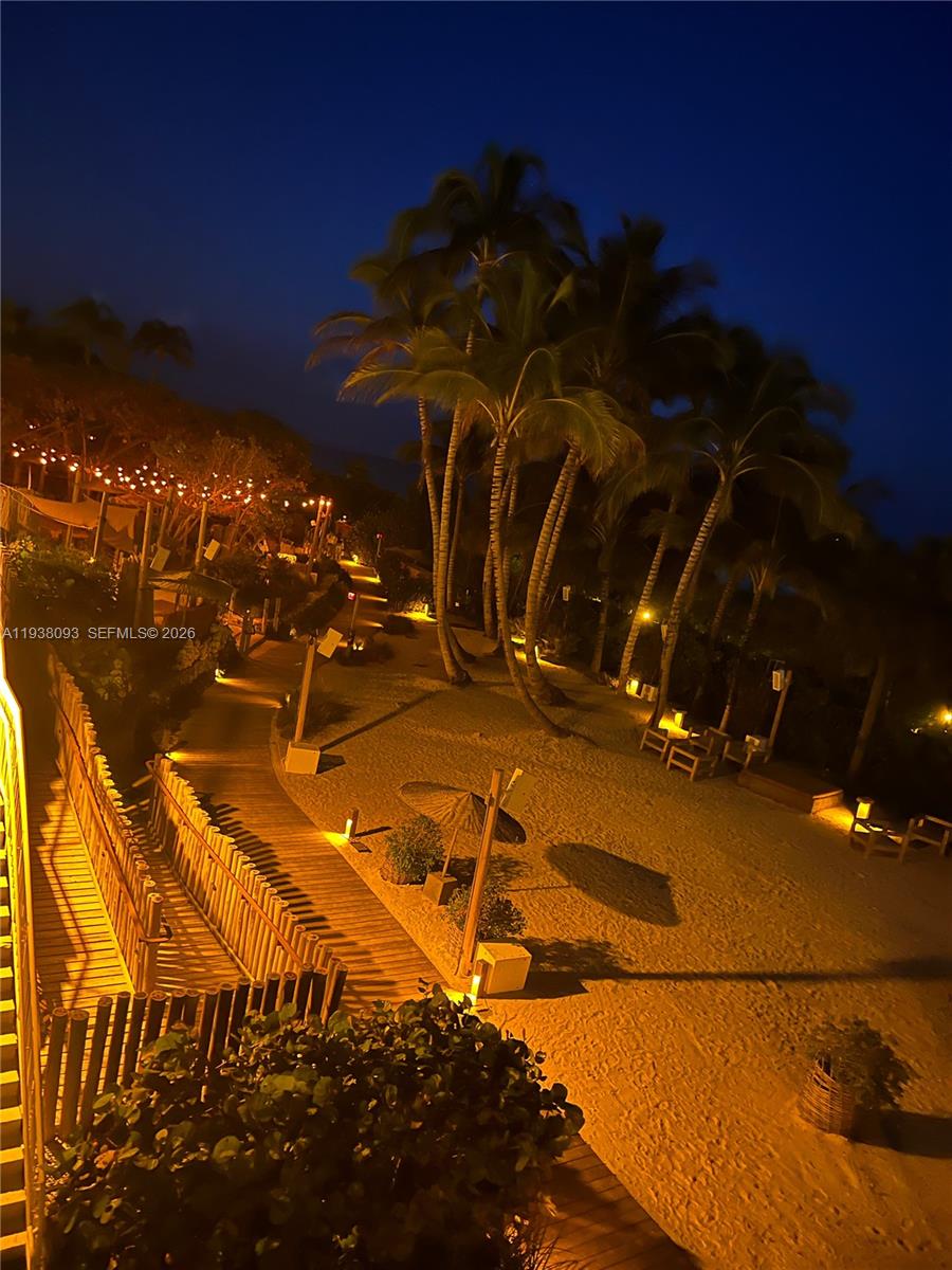 RONEY PALACE CONDO - Residential