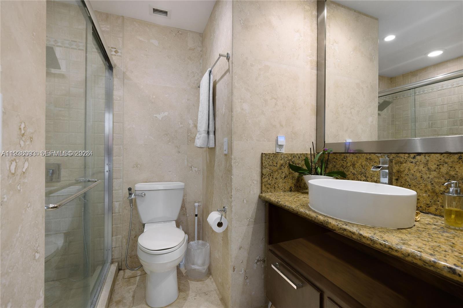 RONEY PALACE CONDO - Residential