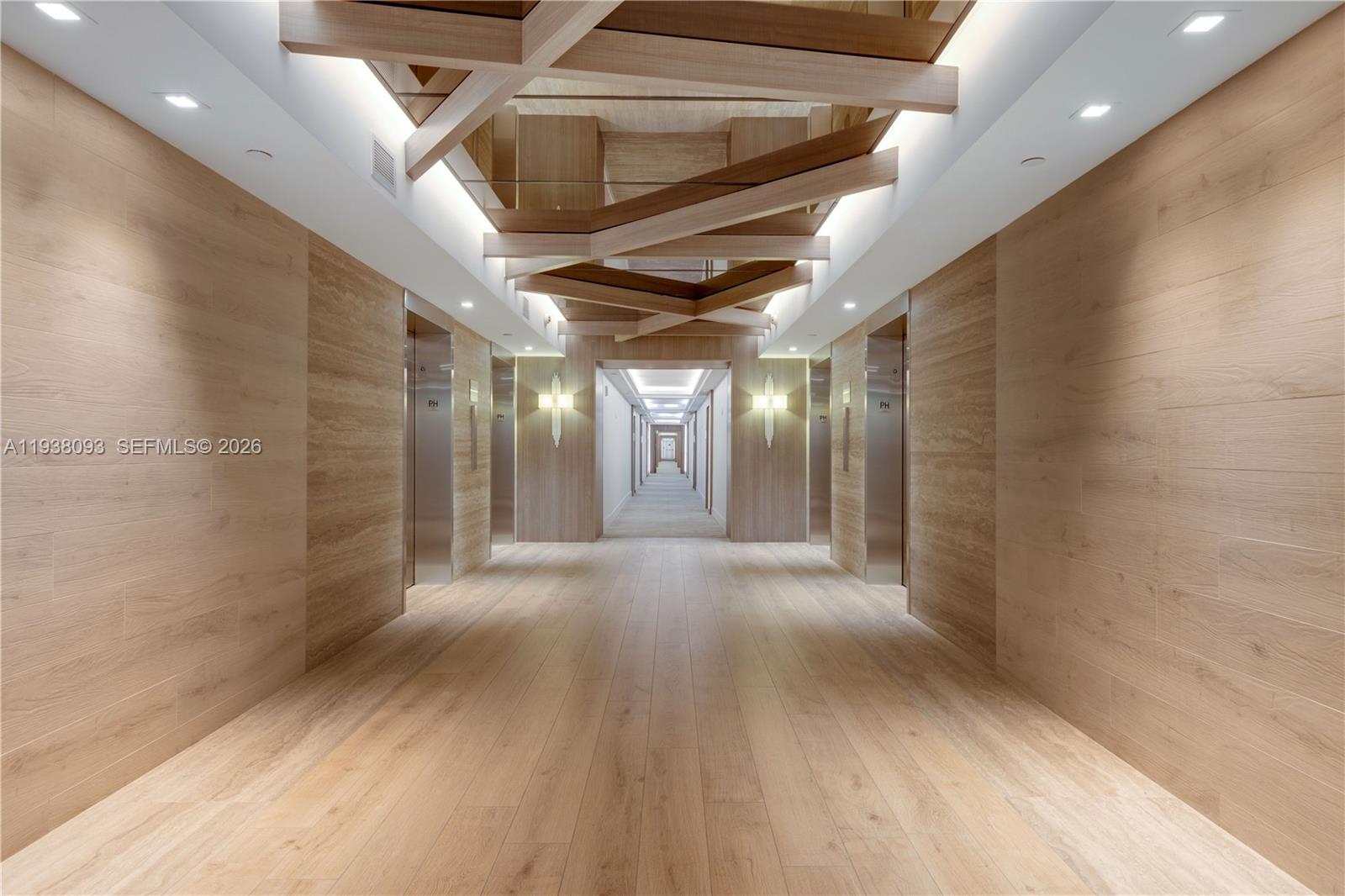 RONEY PALACE CONDO - Residential