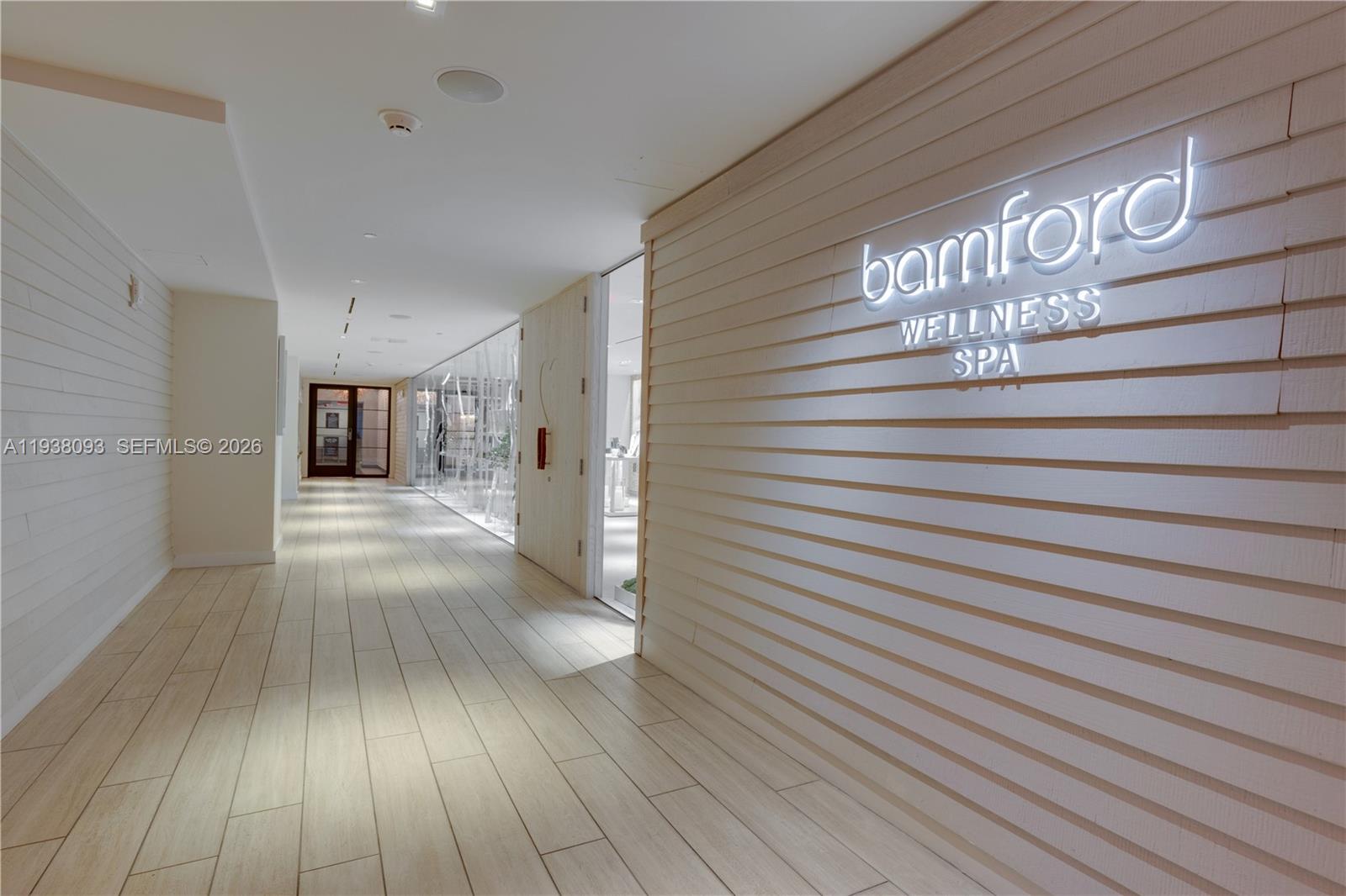 RONEY PALACE CONDO - Residential