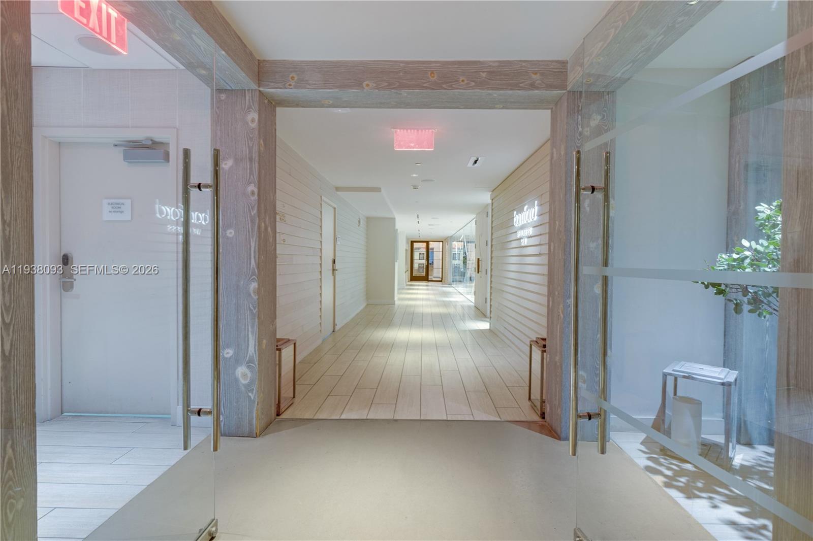 RONEY PALACE CONDO - Residential