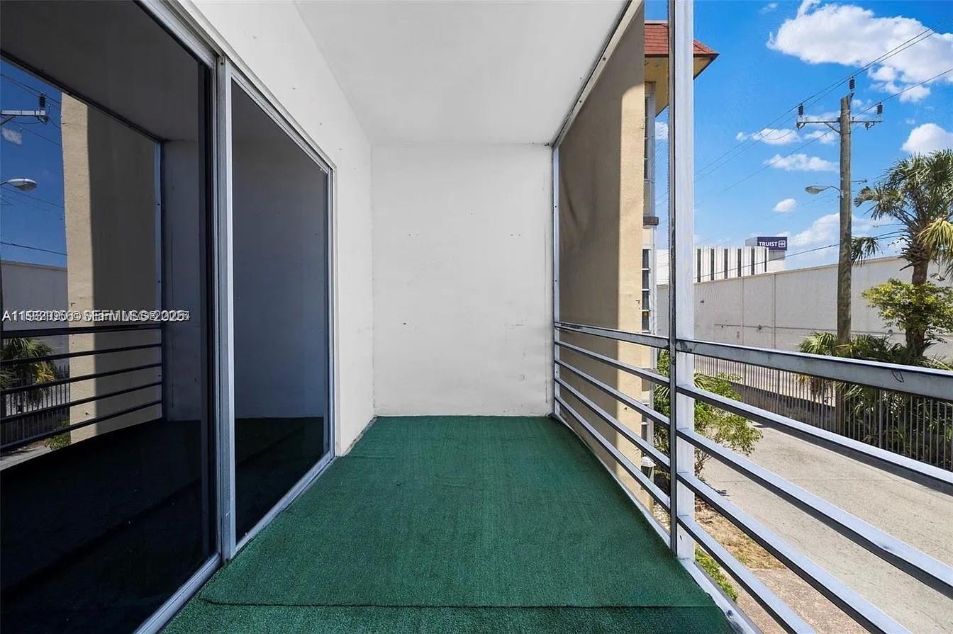 MAJESTIC GARDENS CONDOMIN - Residential Lease