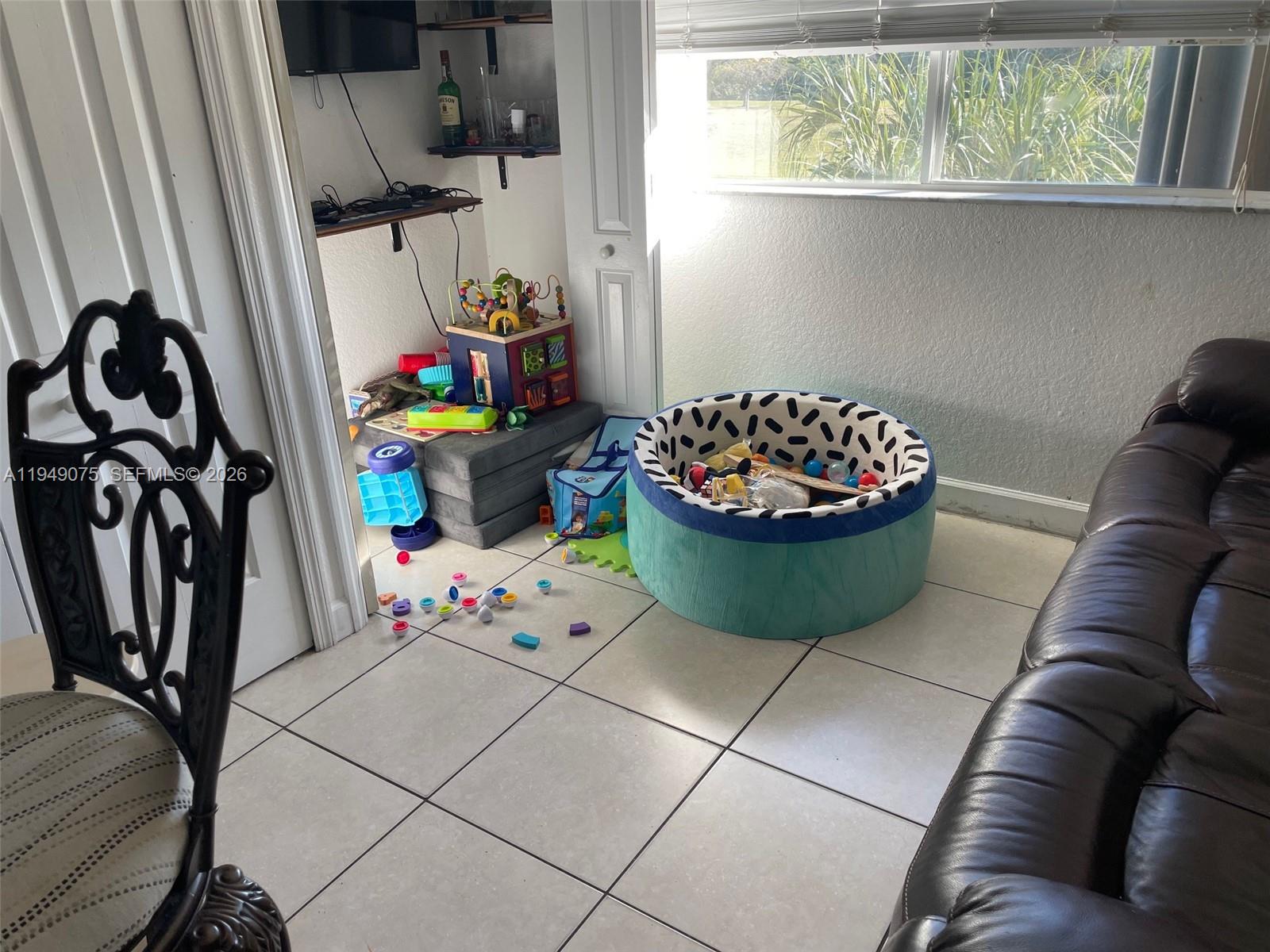 7090 NW 177th St 209-9