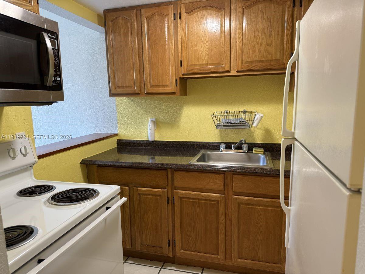 CENTER PEQUENA HABANA CON - Residential