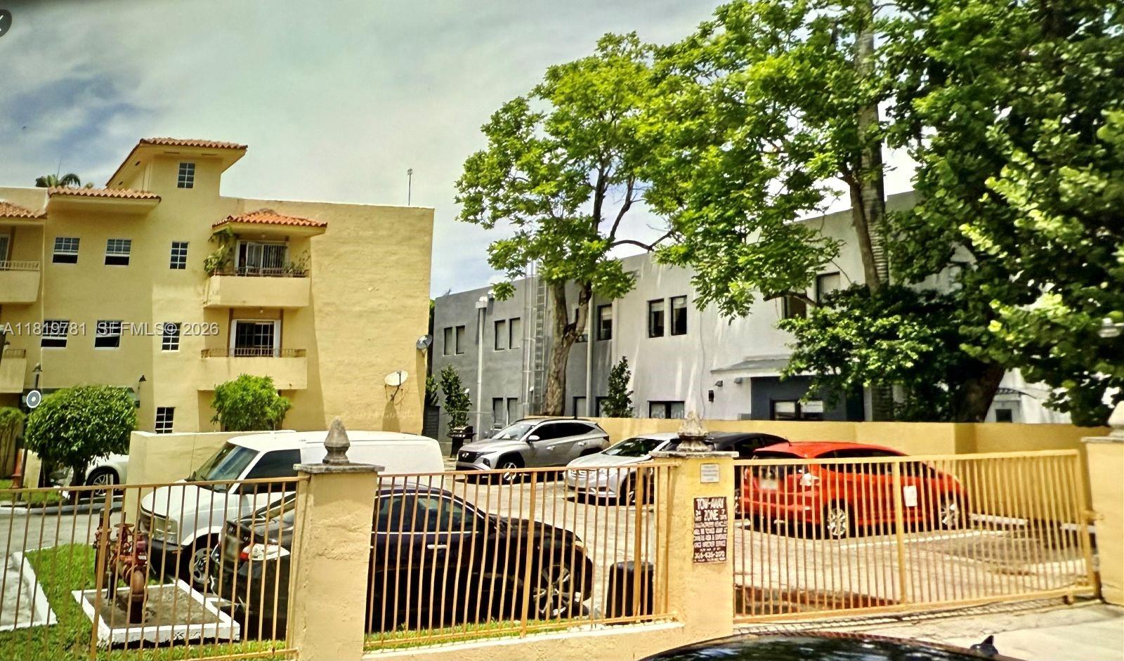 CENTER PEQUENA HABANA CON - Residential