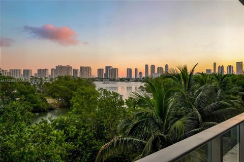 16385 Biscayne Blvd 301 North Miami Beach FL 33160