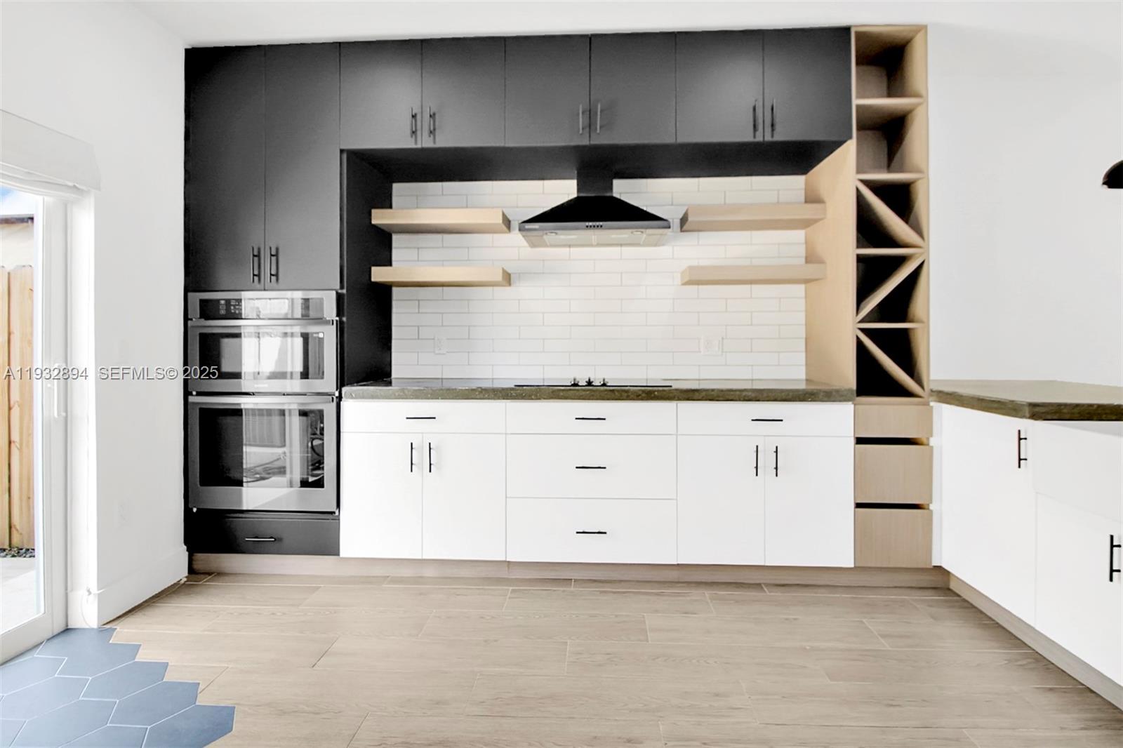 CAZADORES COVE - Residential Lease