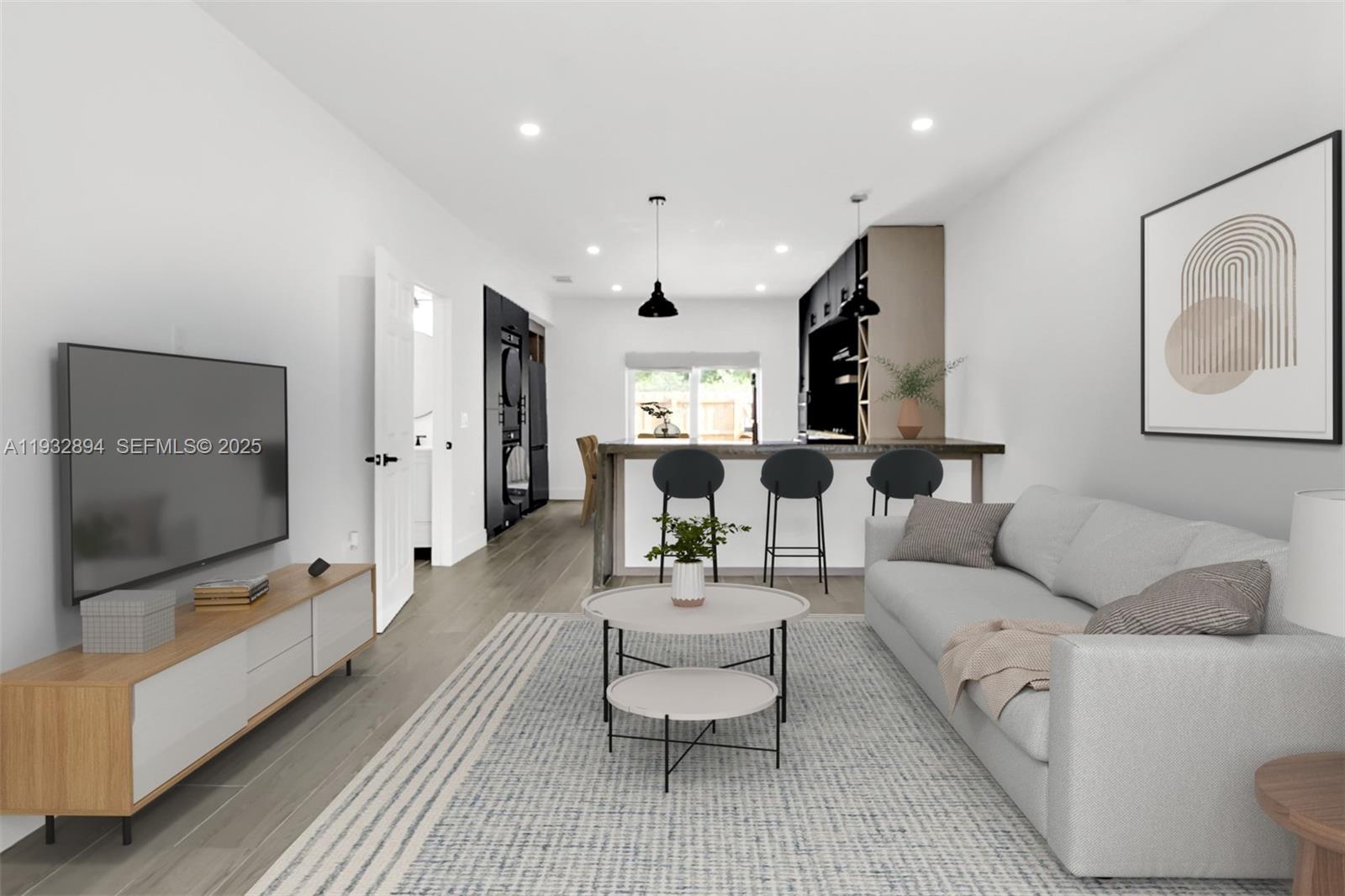 CAZADORES COVE - Residential Lease