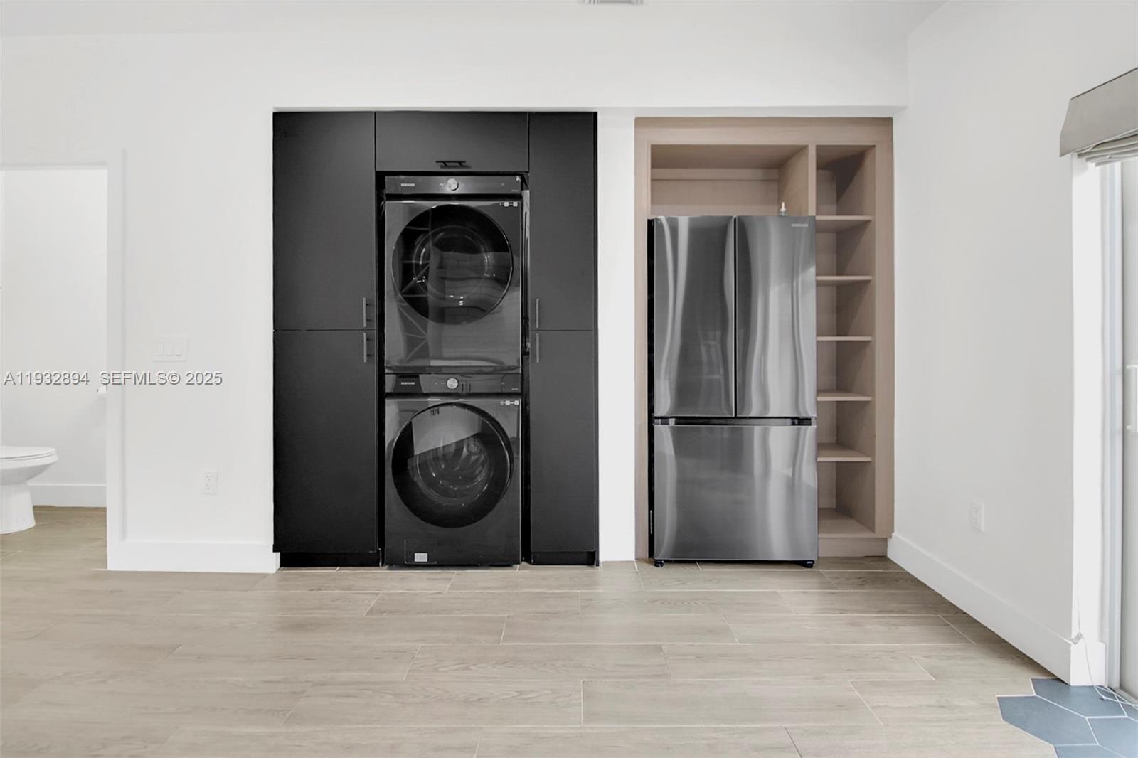 CAZADORES COVE - Residential Lease