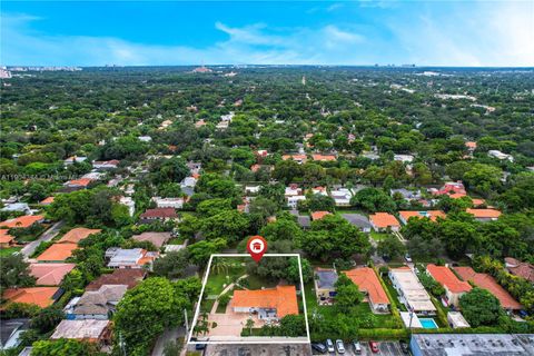 Photo of 1407 San Marco Ave, Coral Gables, FL 33134 (MLS # A11904344) Photo of 1407 San Marco Ave, Coral Gables, FL 33134 (MLS # A11904344)