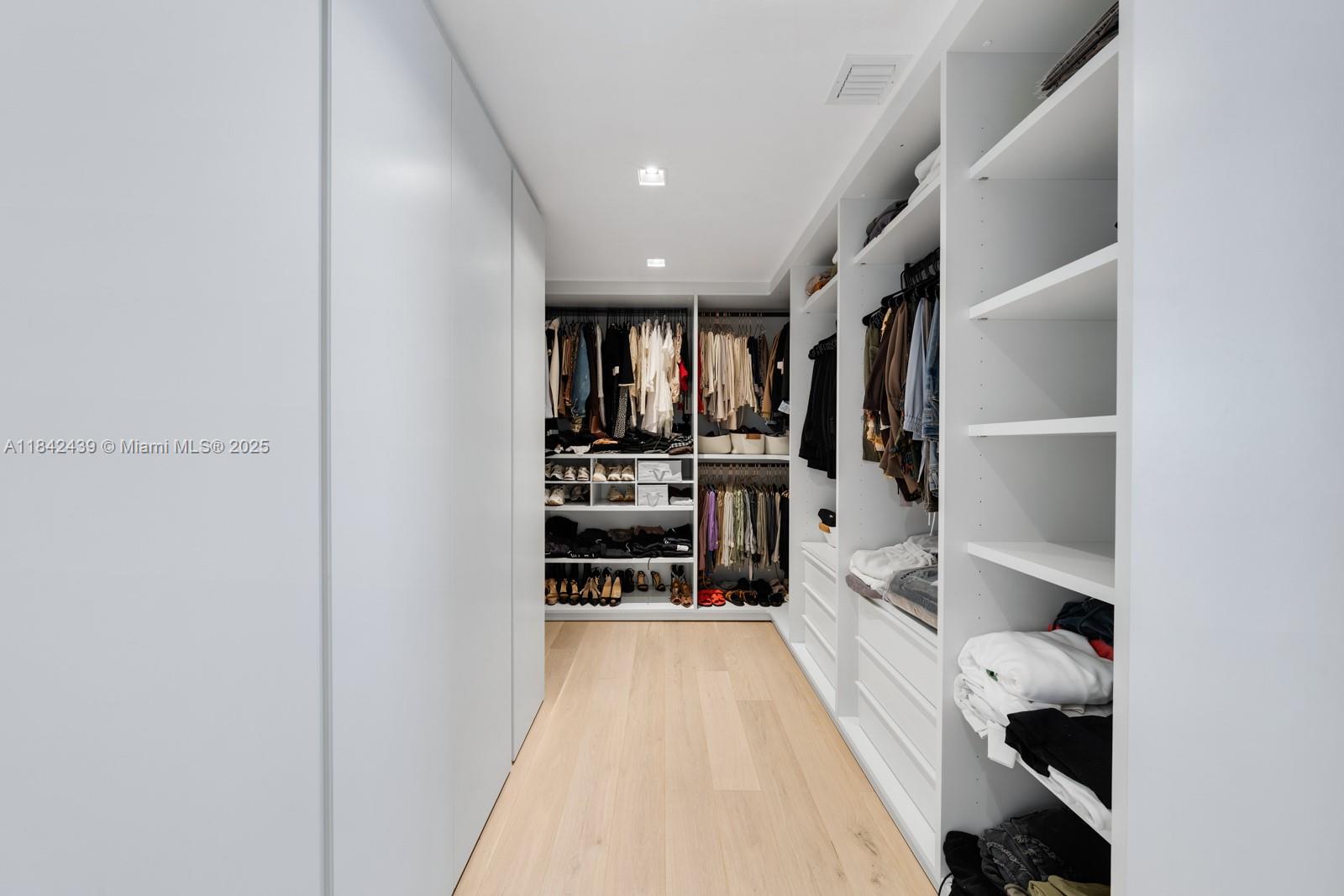 NANCY TERRACE - Residential