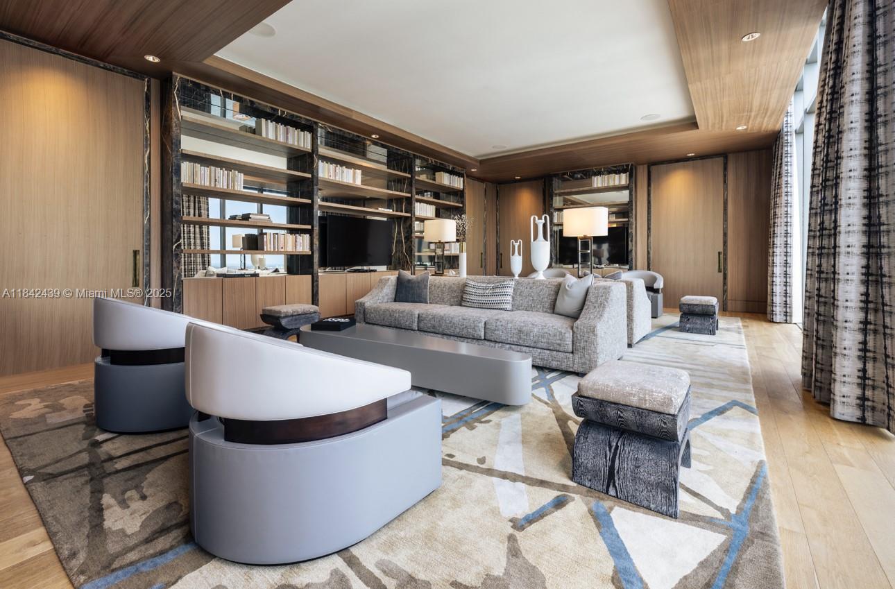 NANCY TERRACE - Residential