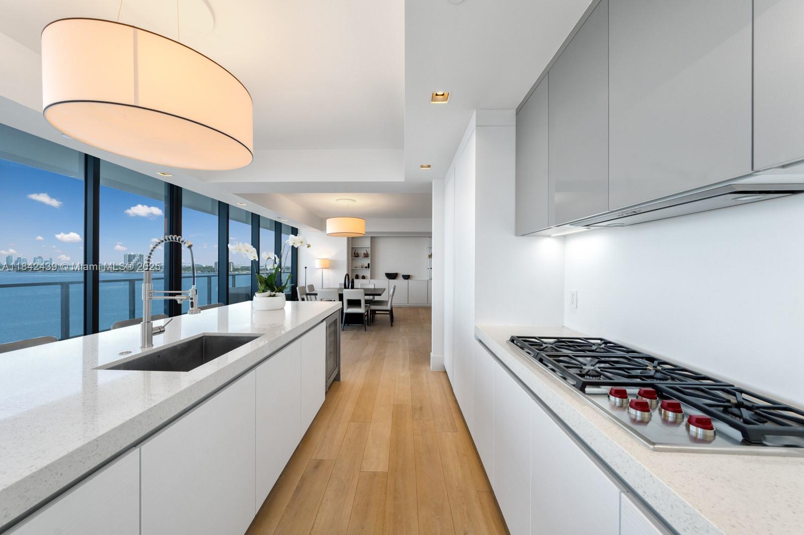 NANCY TERRACE - Residential