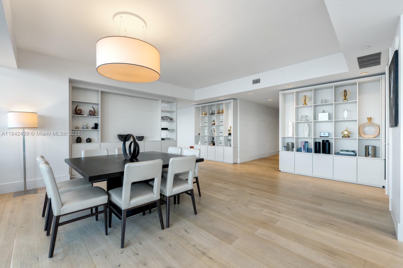 NANCY TERRACE - Residential