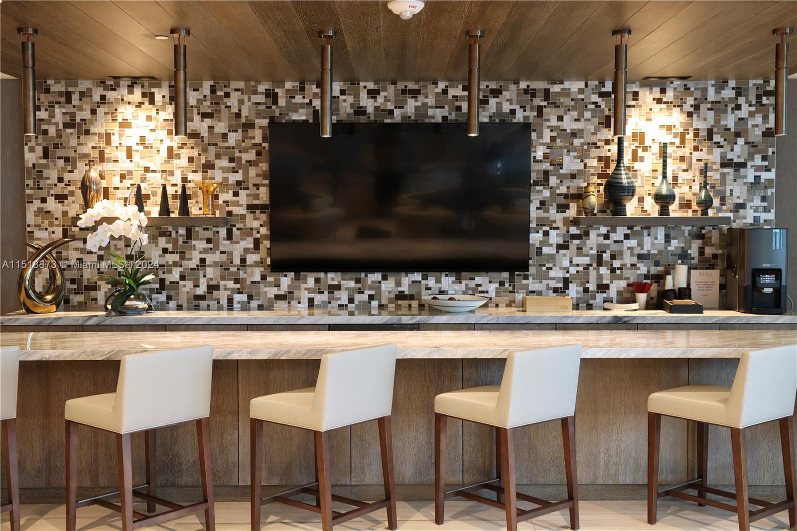 SABBIA BEACH CONDO - Residential